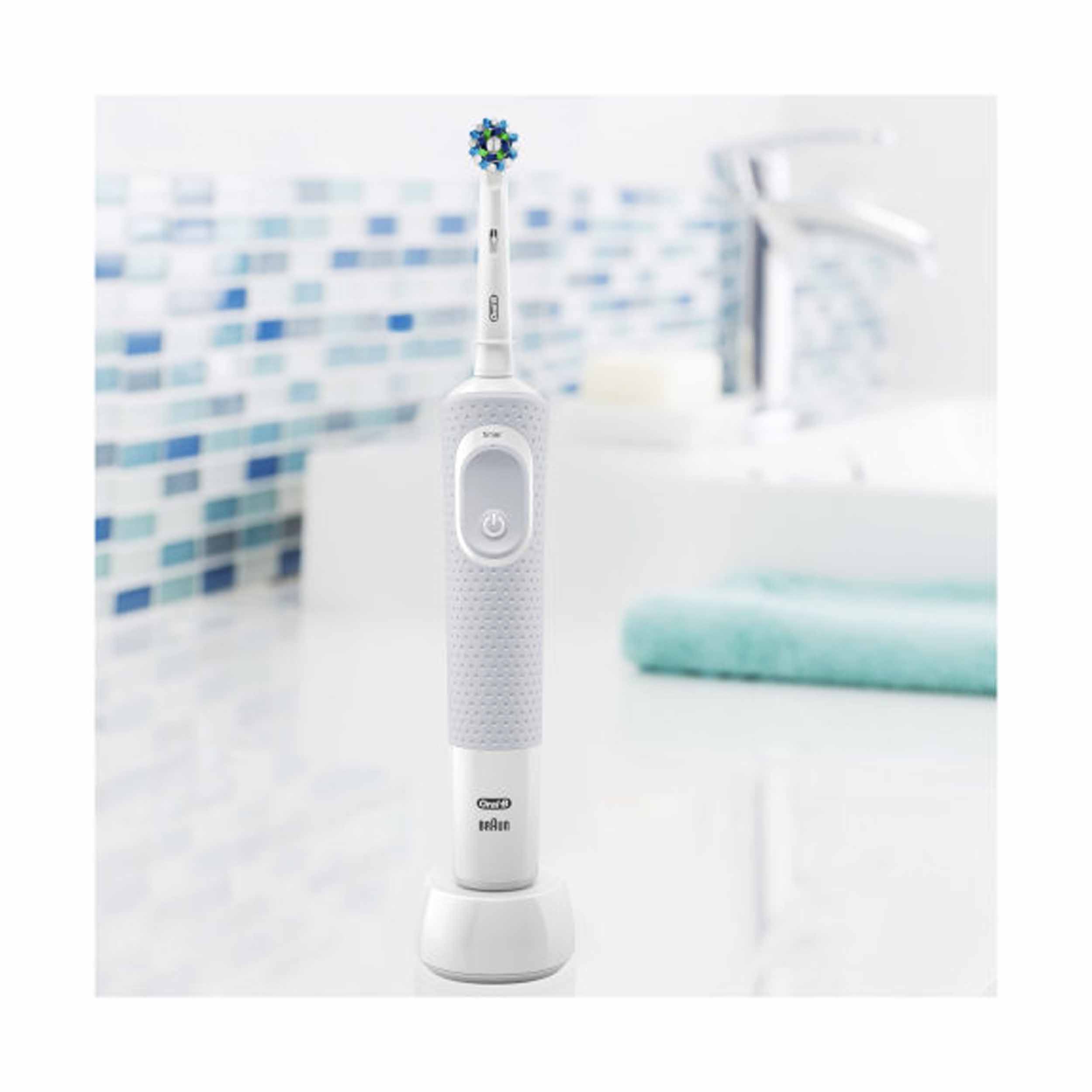 ORAL-B Electric Rechargeable Tooth Brush